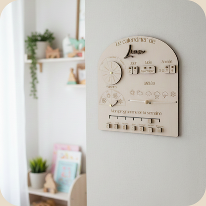 Planning enfant en bois - calendrier éducatif