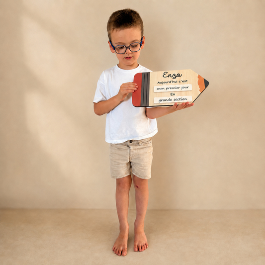 Pancarte rentrée scolaire personnalisable – Modèle Crayon
